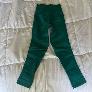 Lululemon athletica size 2 green leggings